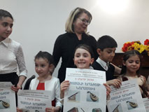 THE TRADITIONAL ENTRANCE AT THE SPENDIARYAN’S HOUSE