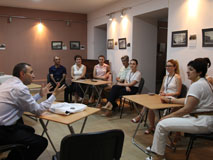 Գաֆեսճեան արվեստի կենտրոնի աշխատակիցների այցը Ալ. Սպենդիարյանի տուն-թանգարան Այցելություն Ալ. Սպենդիարյանի տուն-թանգարան