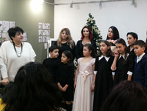 THE TRADITIONAL ENTRANCE AT THE SPENDIARYAN’S HOUSE