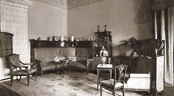 The Spendiaryans’ mansion in Yalta, the living room
